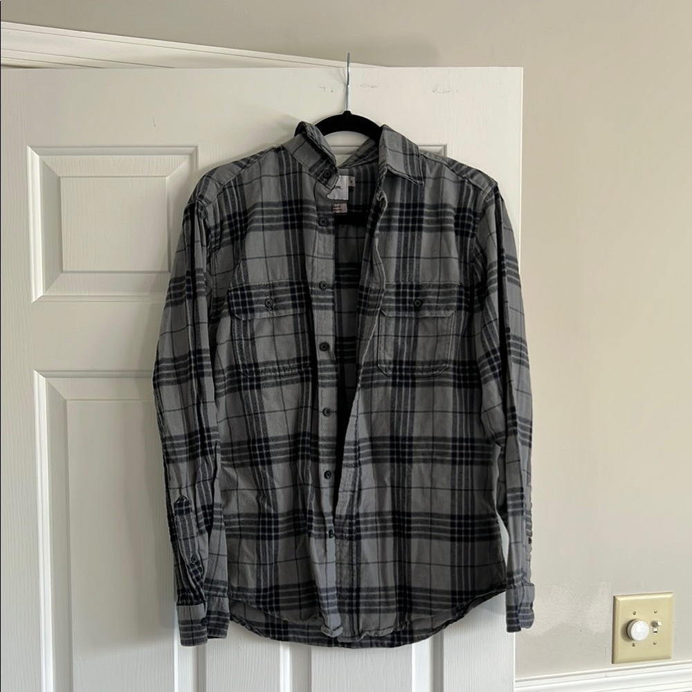 Goodfellow & Co Gray and Black Casual Button Down Shirt
